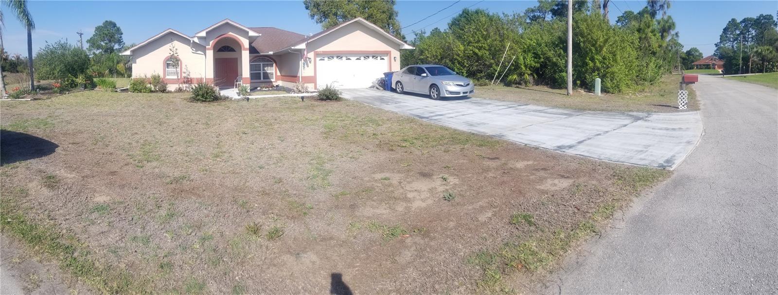 706 Canterbury Circle, FL