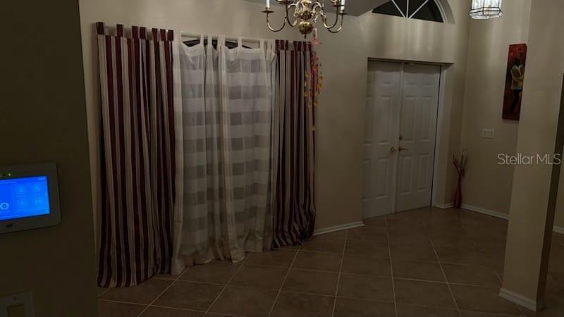 706 Canterbury Circle, FL