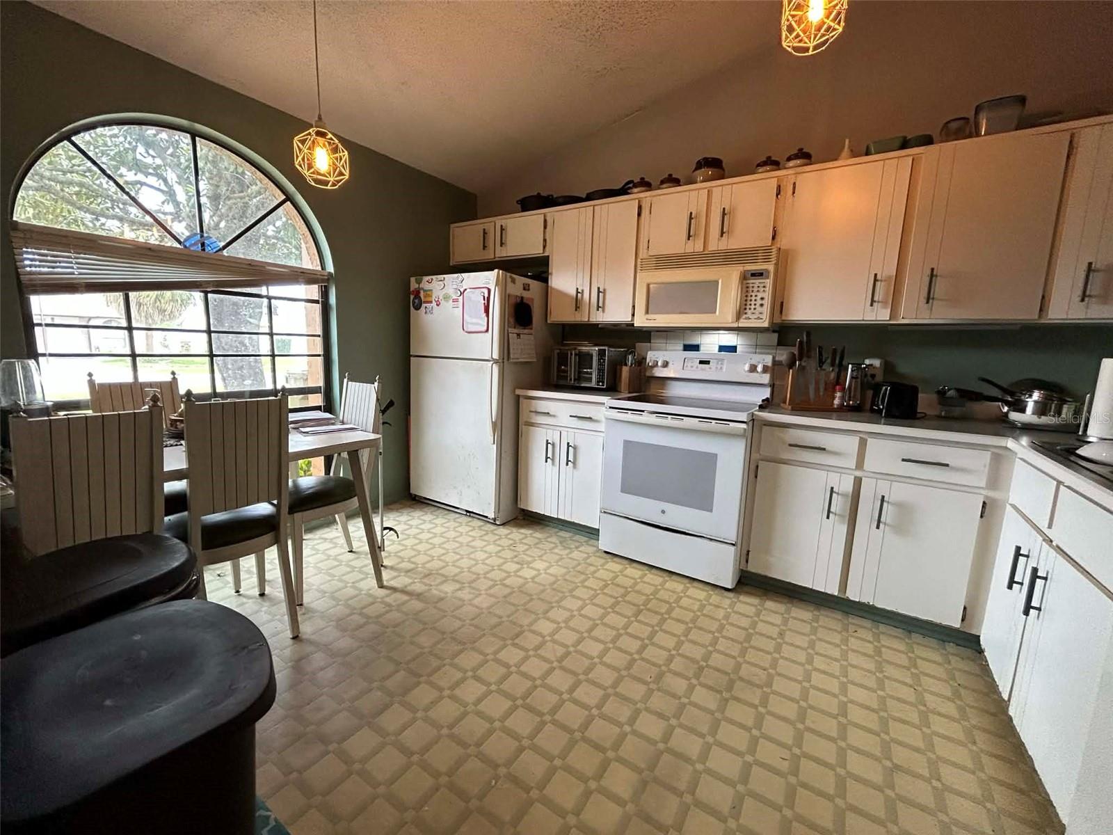 3165 Smoke Signal Circle, FL