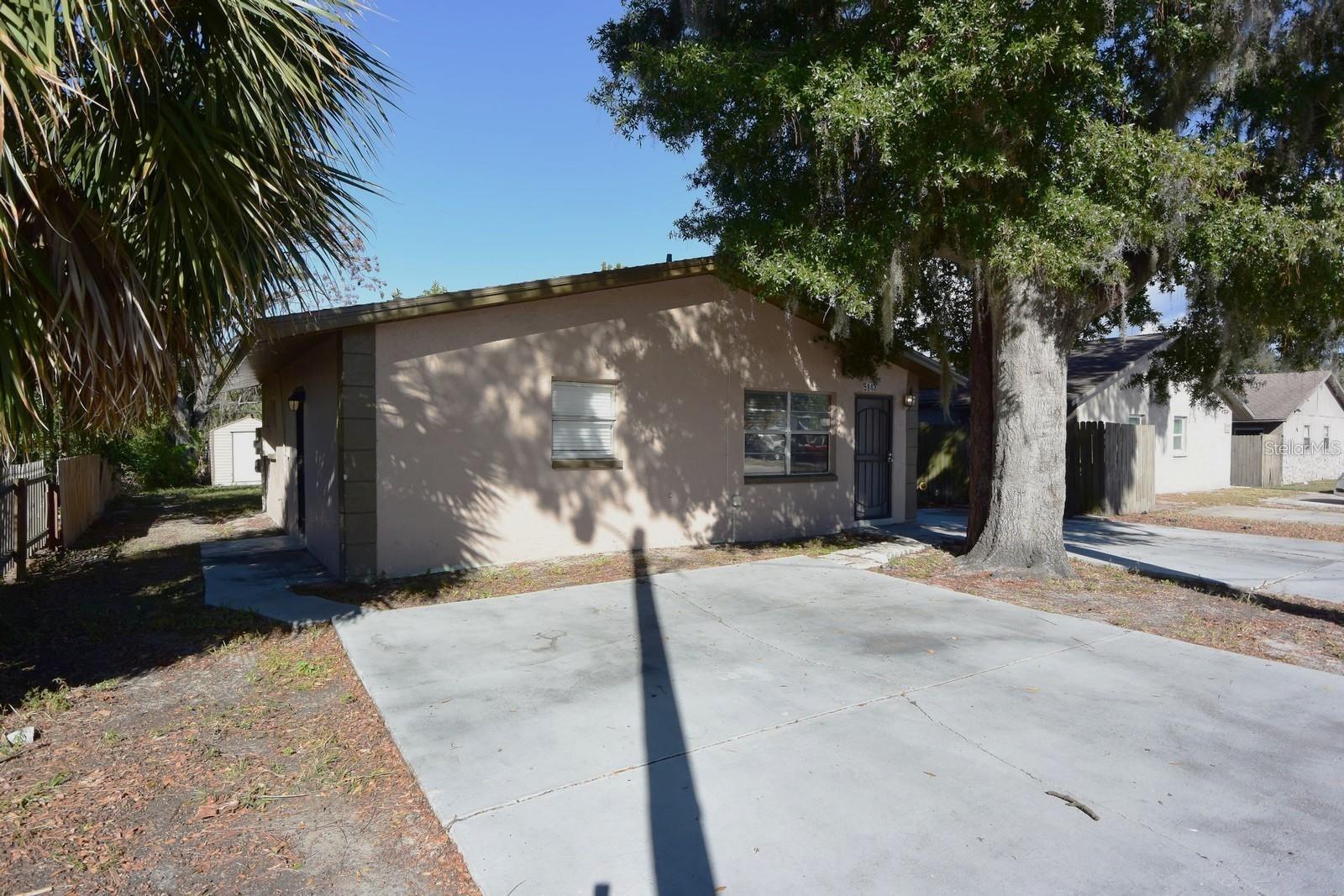 5845 Elm Street, FL