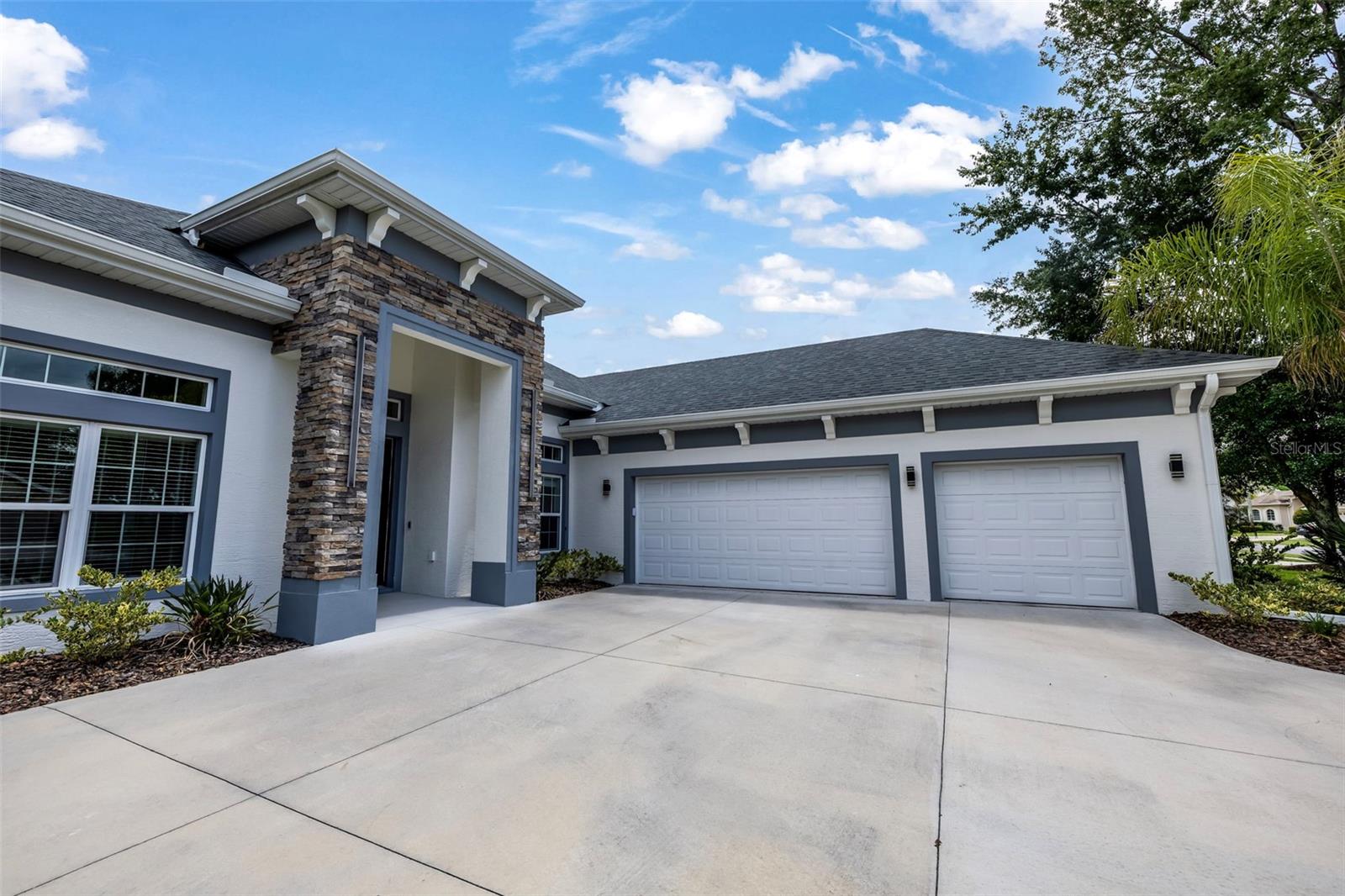 5 Lakeside Place, FL
