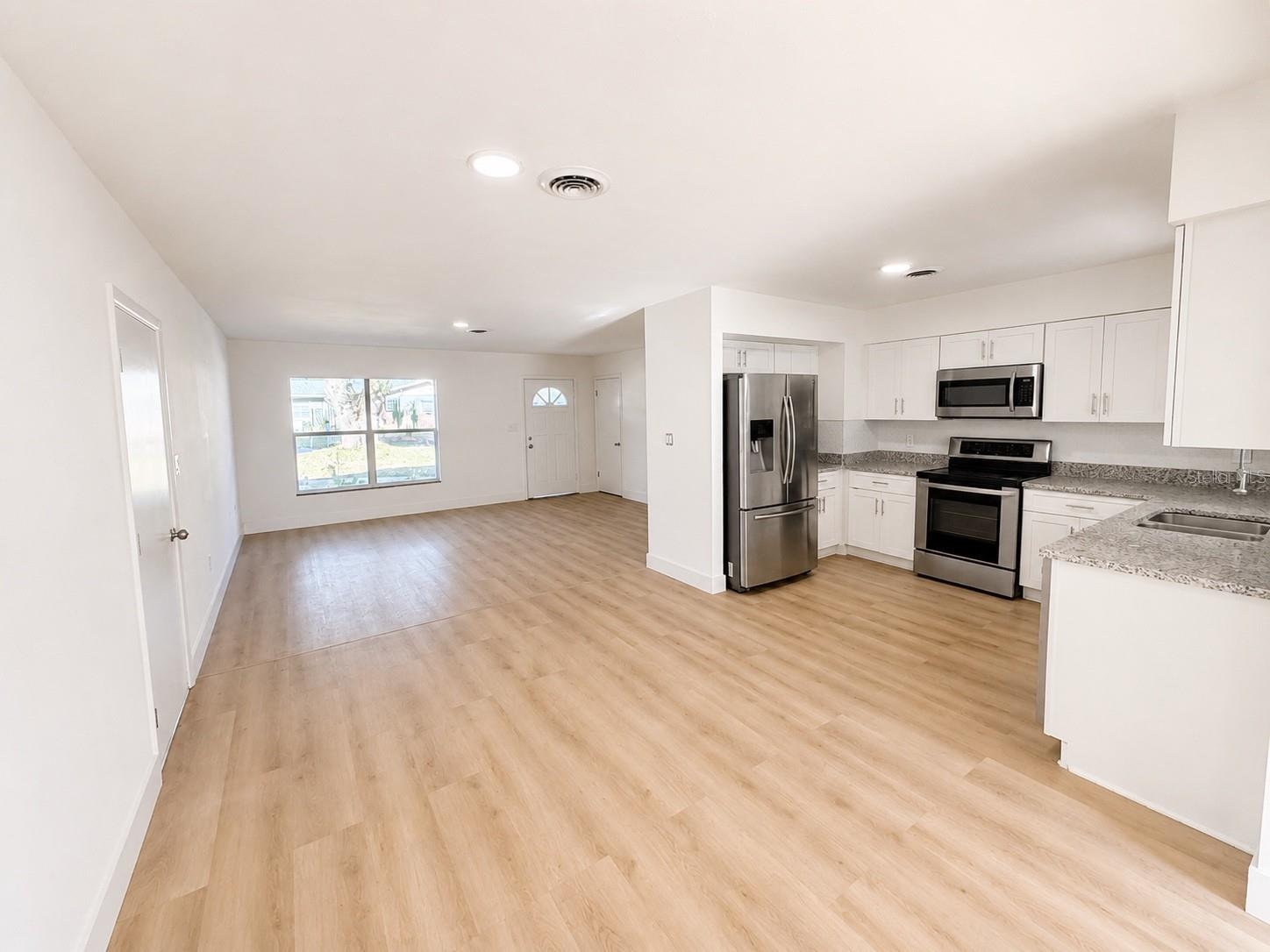 245 16th Street, FL