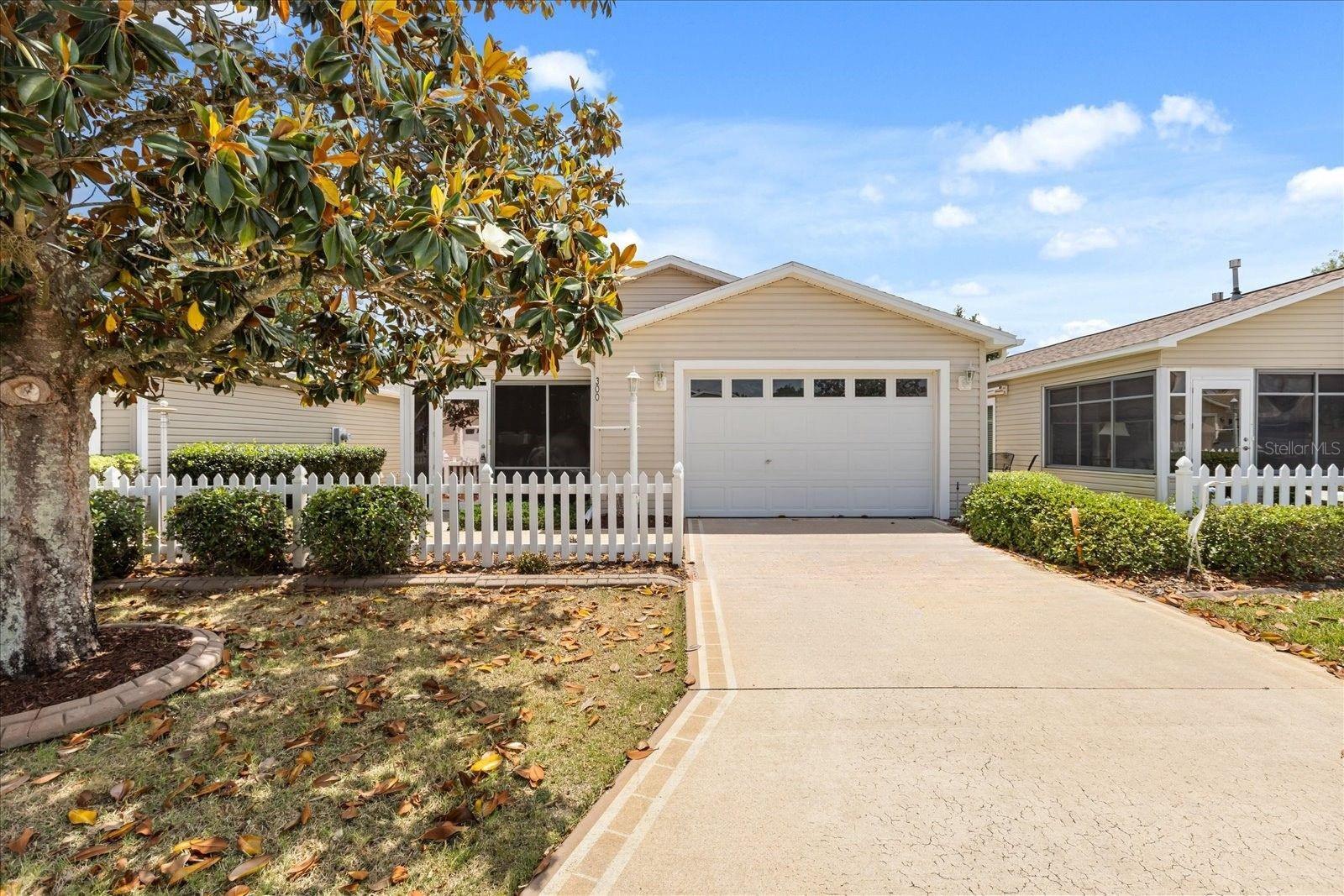 300 Varnville Way, FL