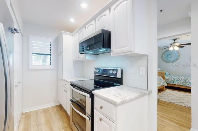 454 Bouchelle Drive, FL