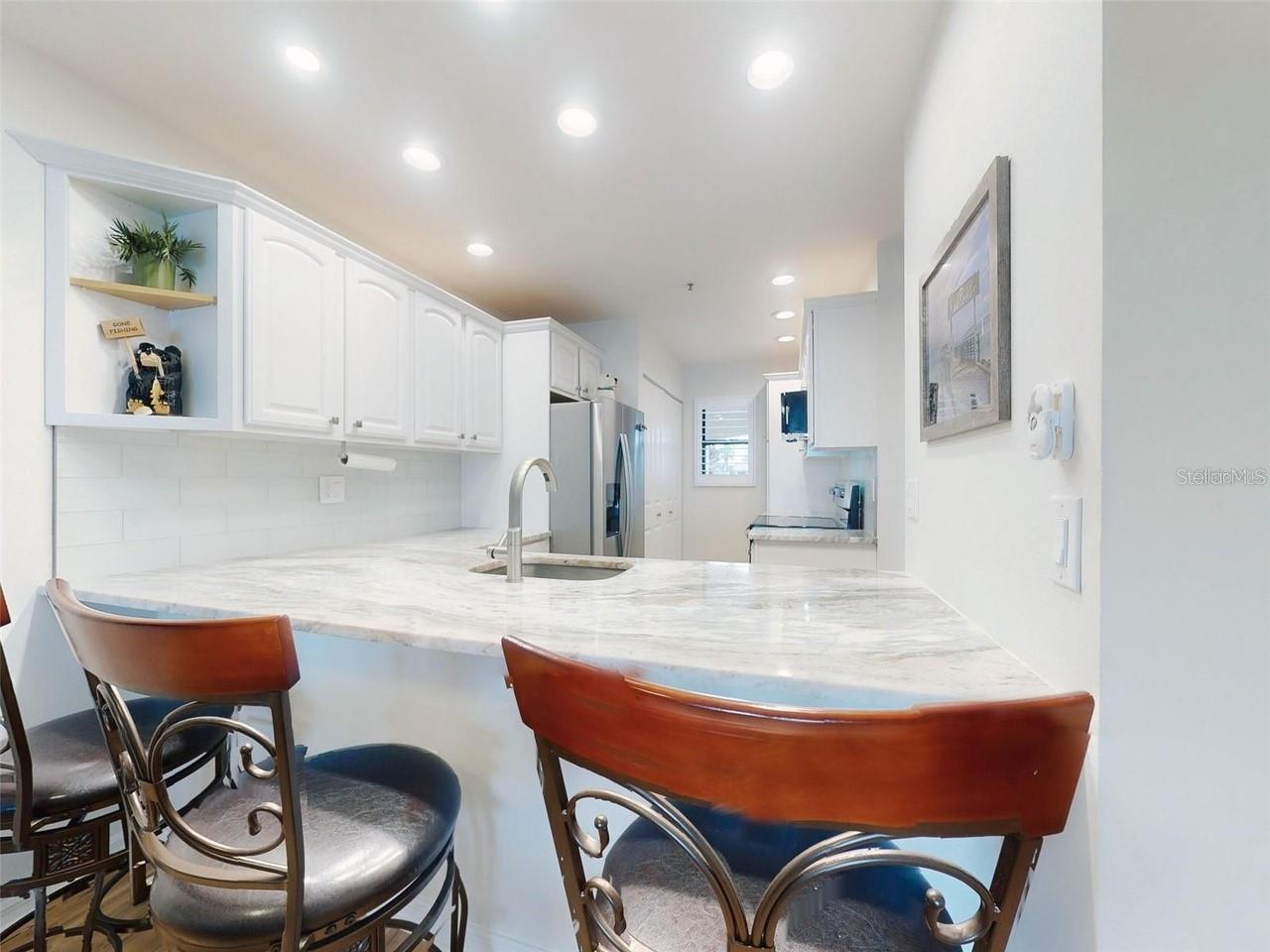 454 Bouchelle Drive, FL