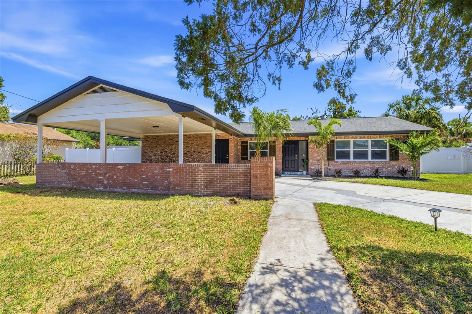 4433 Pompano Drive, FL