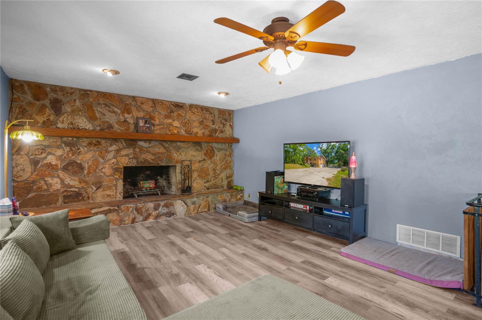 5581 197th Terrace, FL