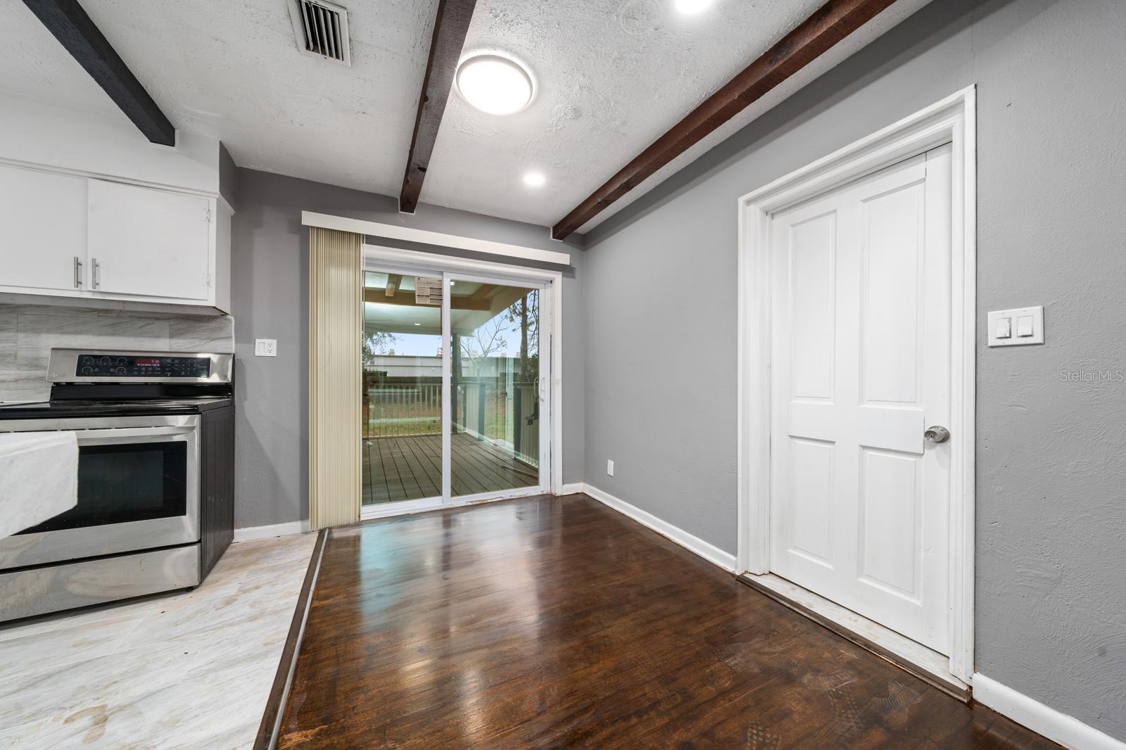 6531 Hill Top Road, FL