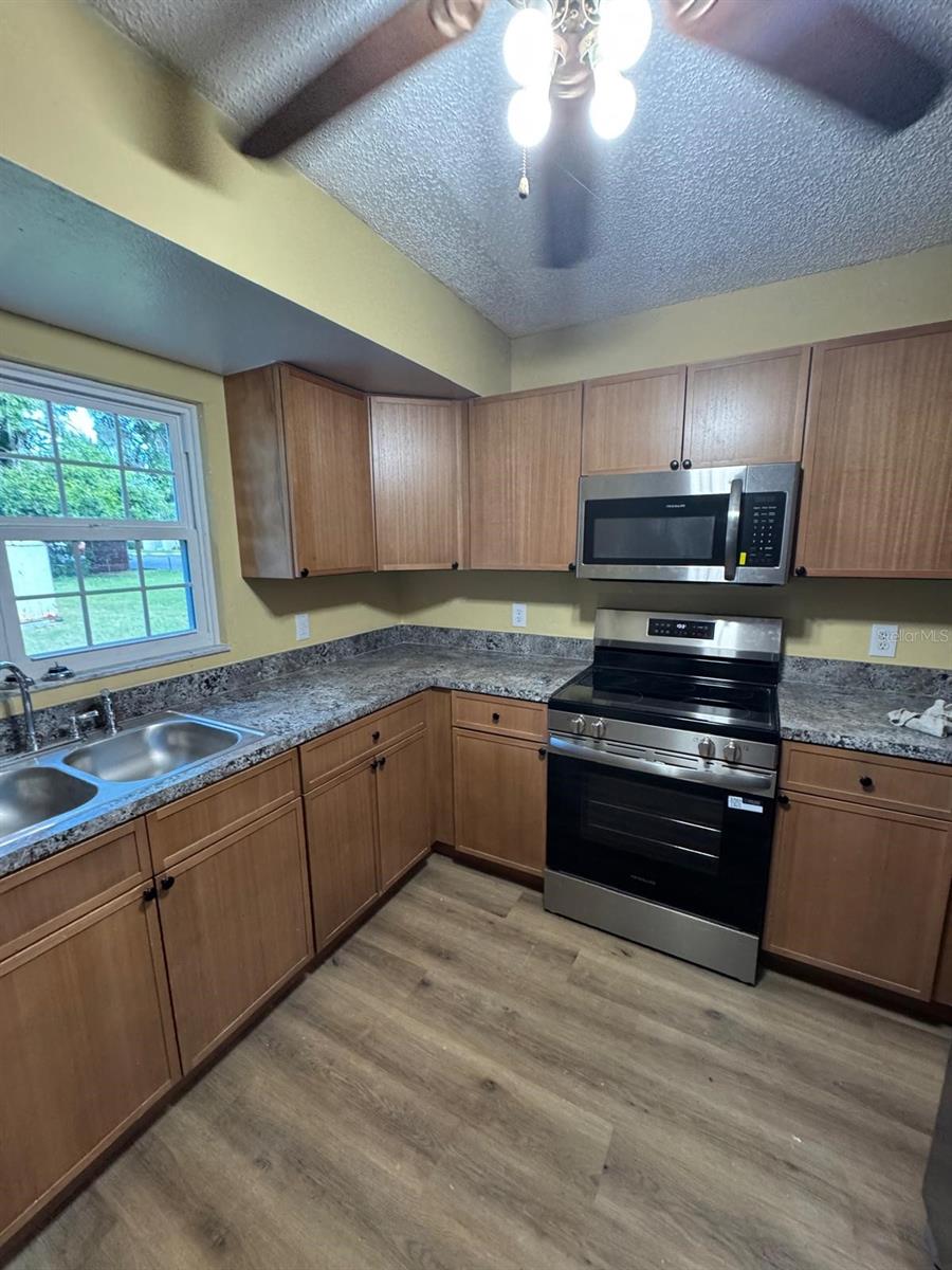 619 Silver Pass, FL