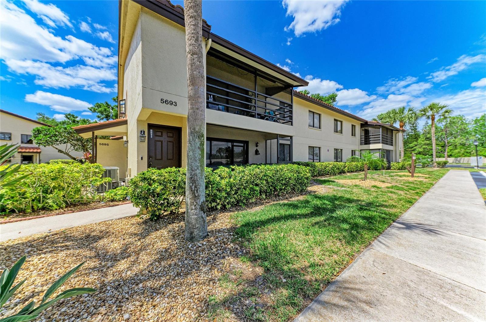 5685 Gardens Drive, FL