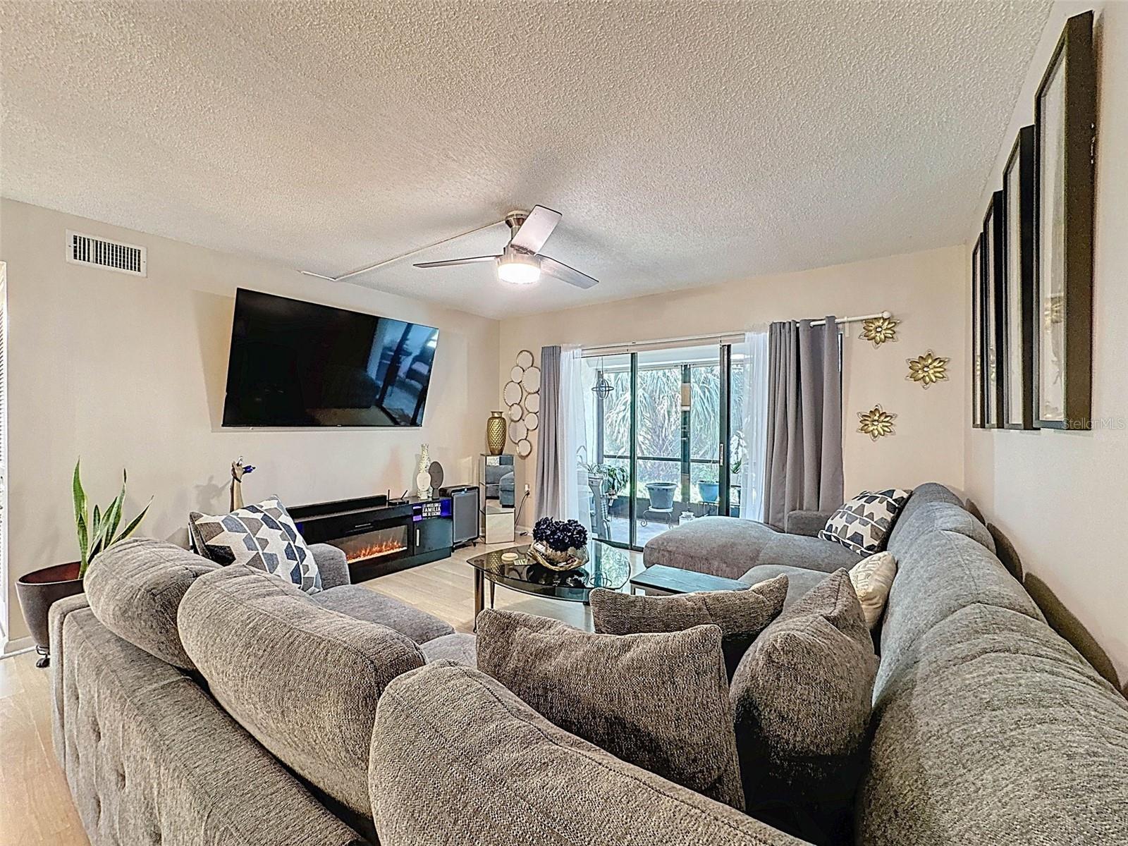 3188 Lake Pine Way, FL