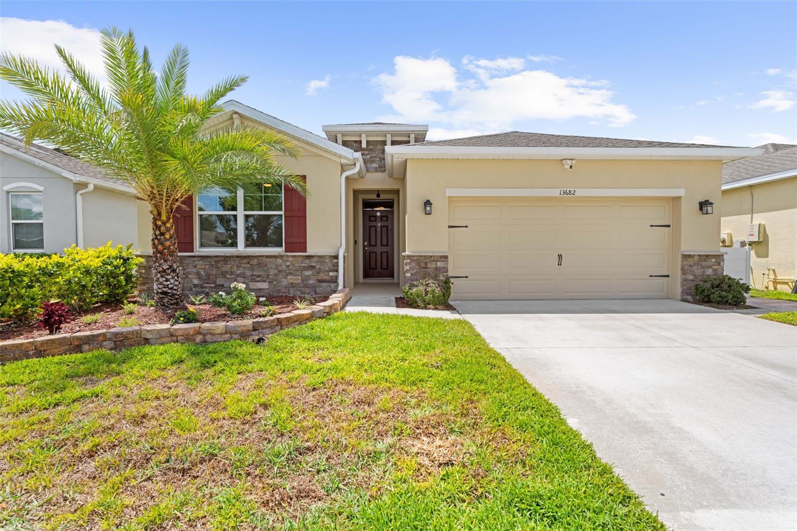 13682 Hunting Creek Place, FL