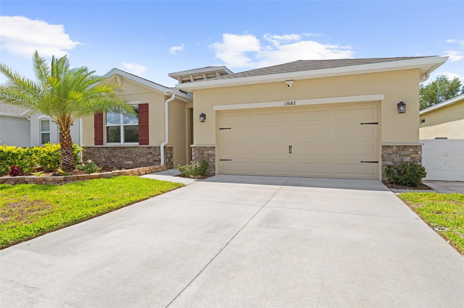 13682 Hunting Creek Place, FL