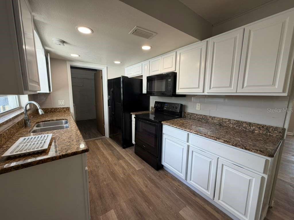 4046 Queen Anne Drive, FL
