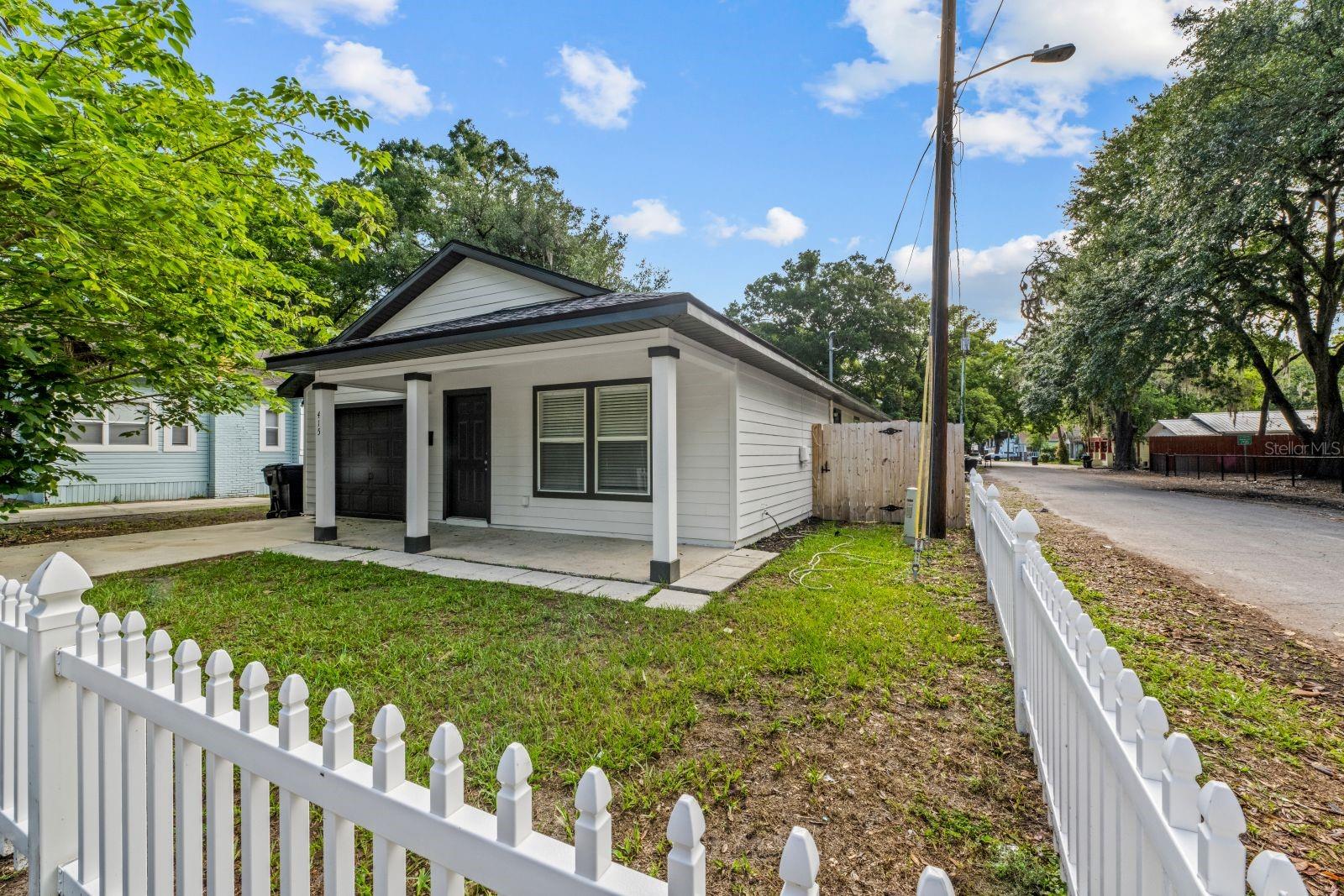 415 10th Street, FL