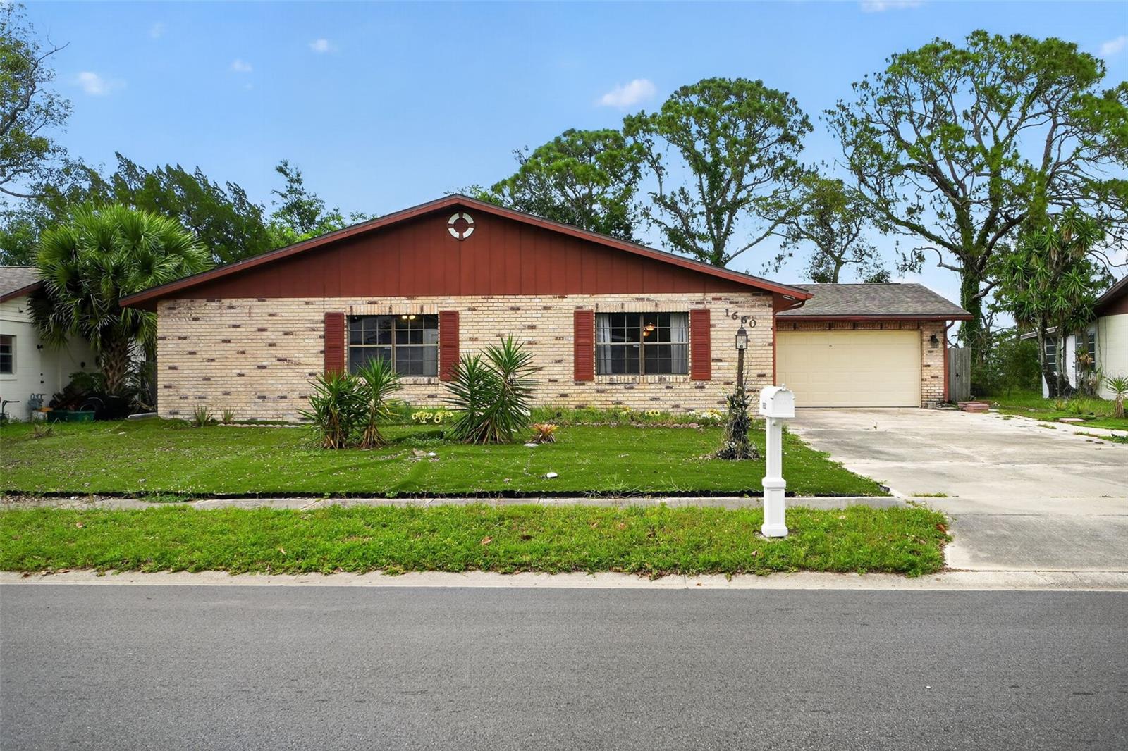 1660 Shangri La Drive, FL