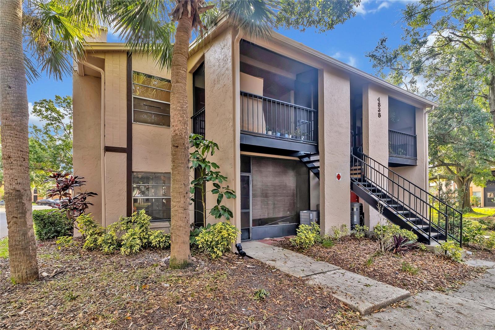 4838 Semoran Boulevard, FL
