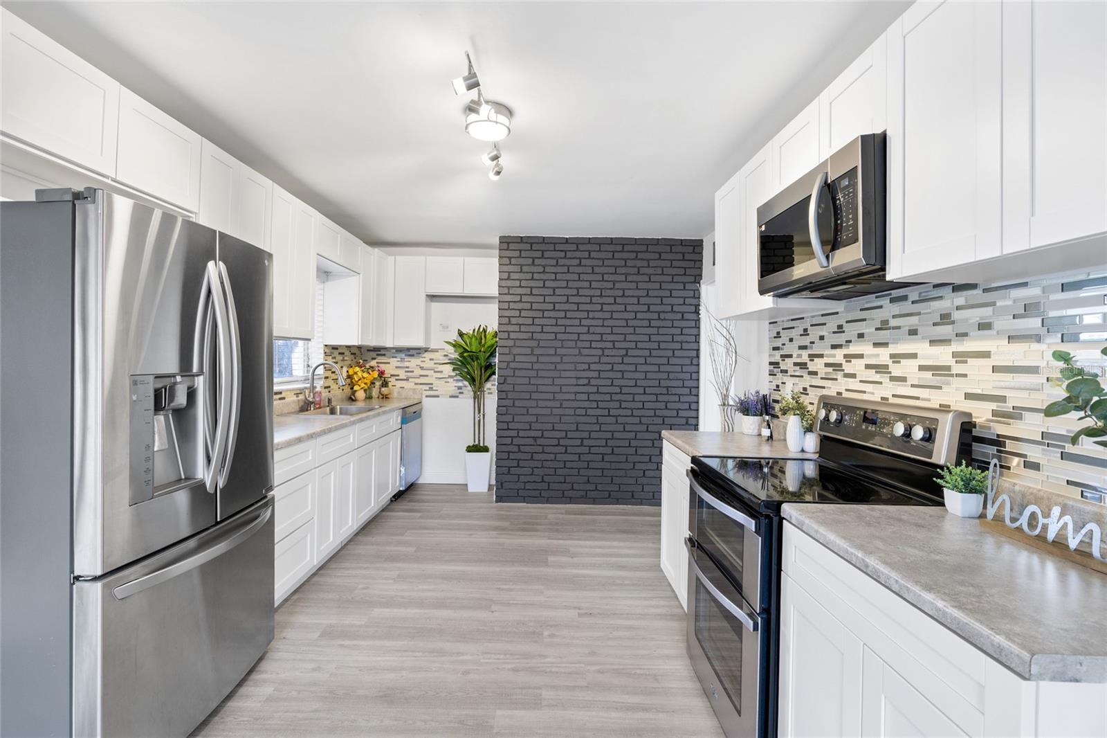 8510 Seminole Avenue, FL