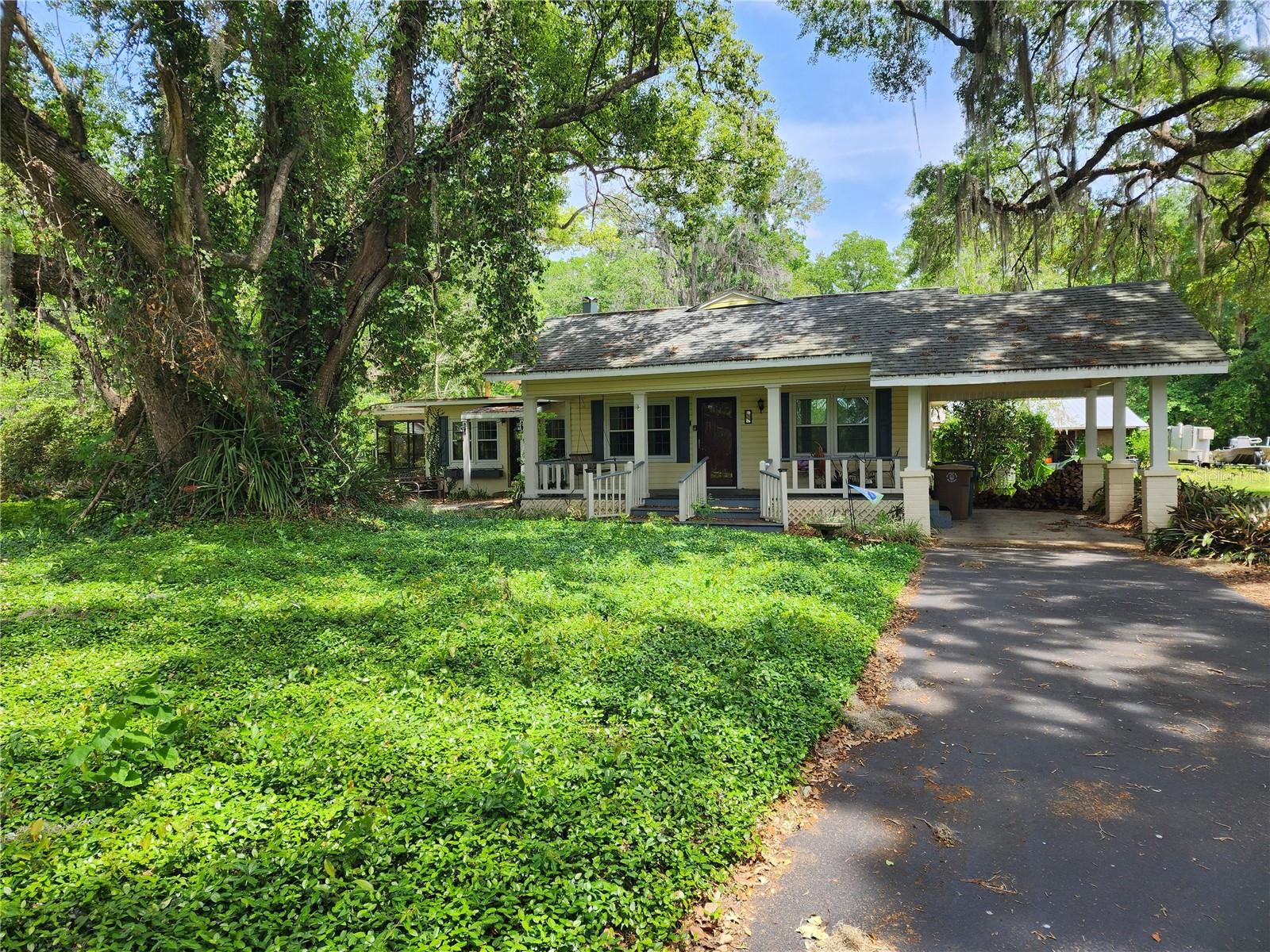 1427 10th Street, FL