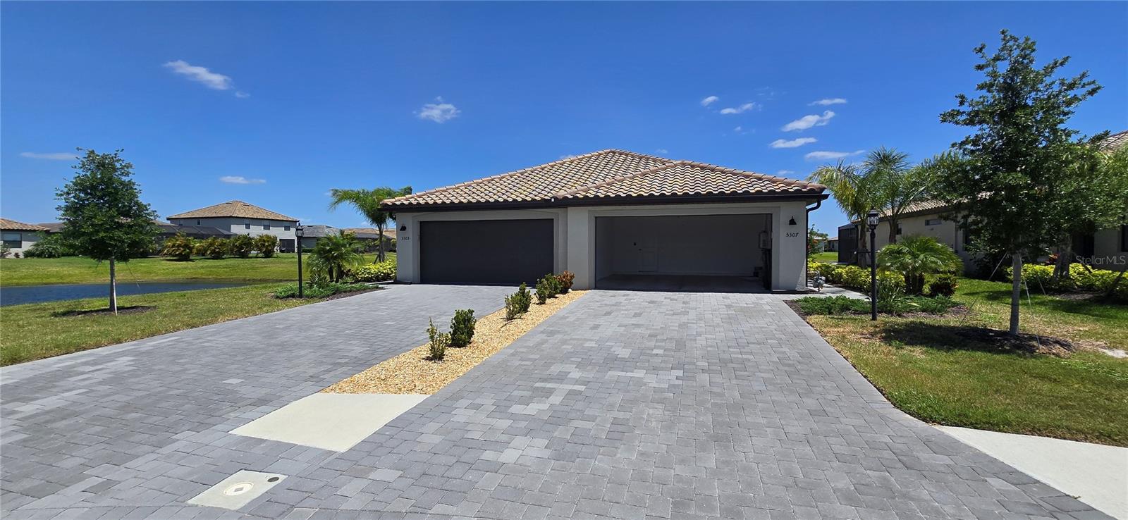 5307 Crystal Harbor Cove, FL