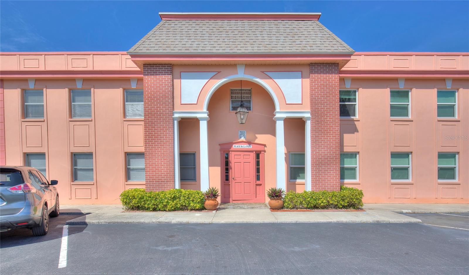 7011 Place De La Paix, FL