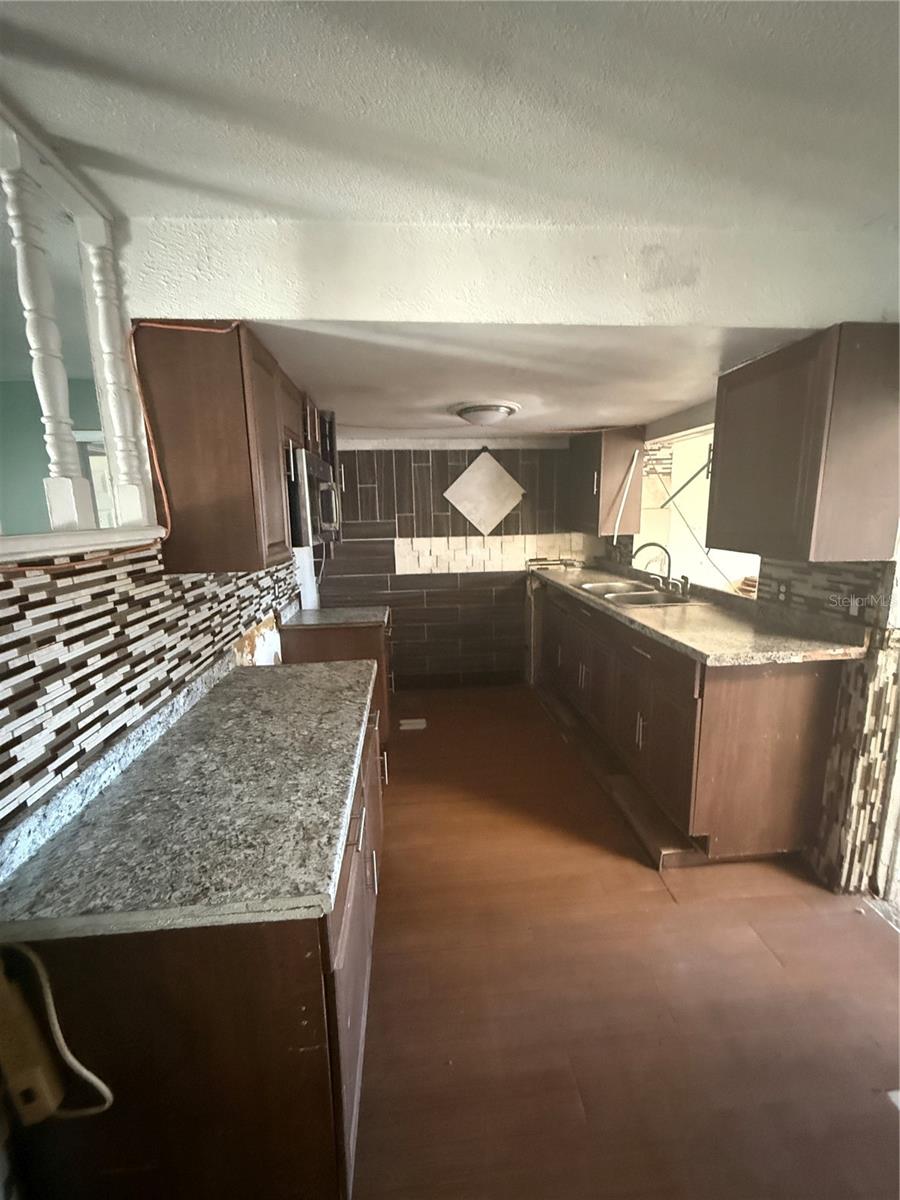 4067 Kingsport Drive, FL