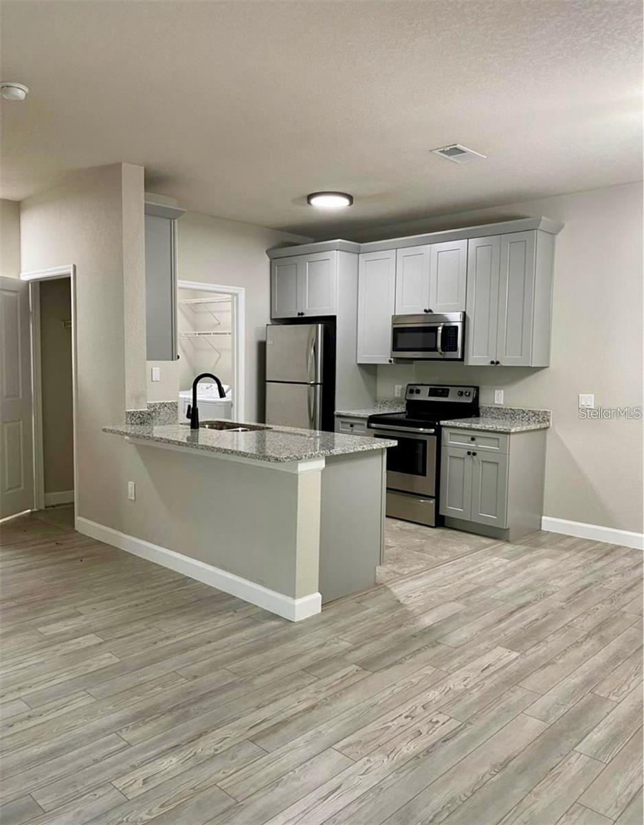 3011 Hemingway Circle, FL