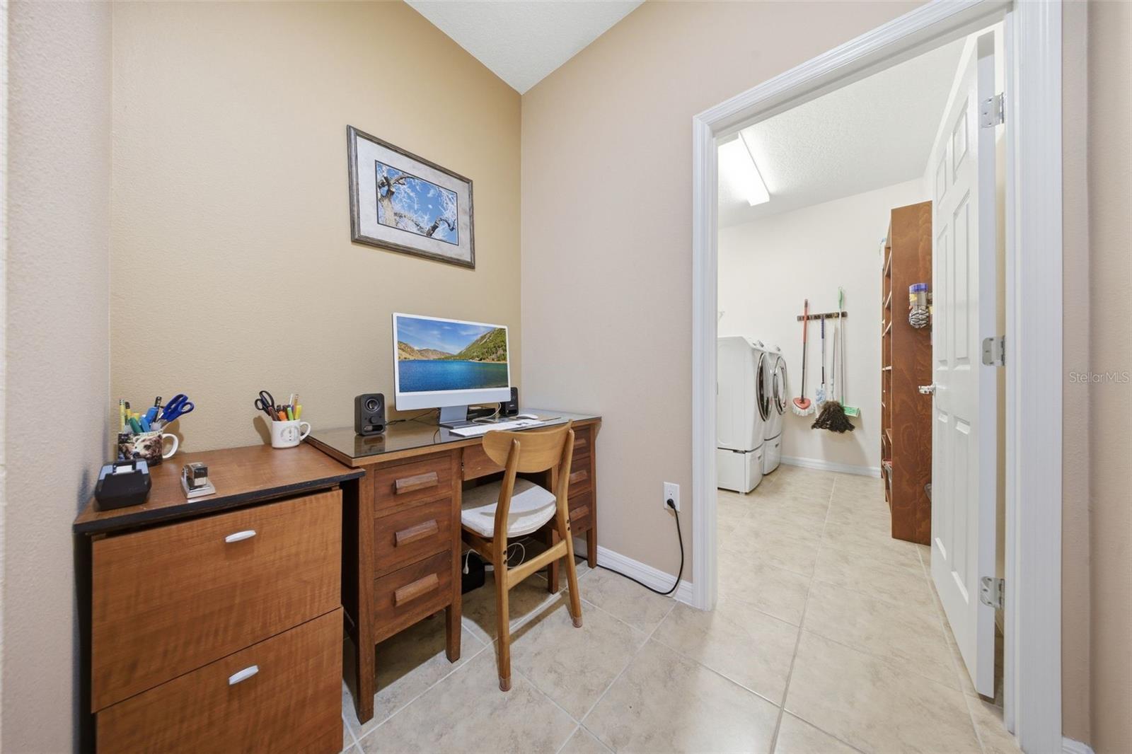1670 Regal River Circle, FL