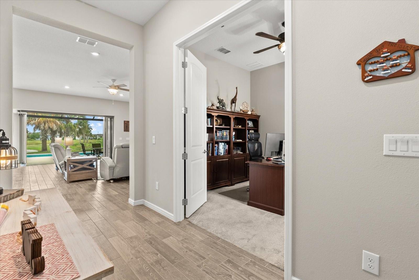 8510 Coastal Palms Glen, FL
