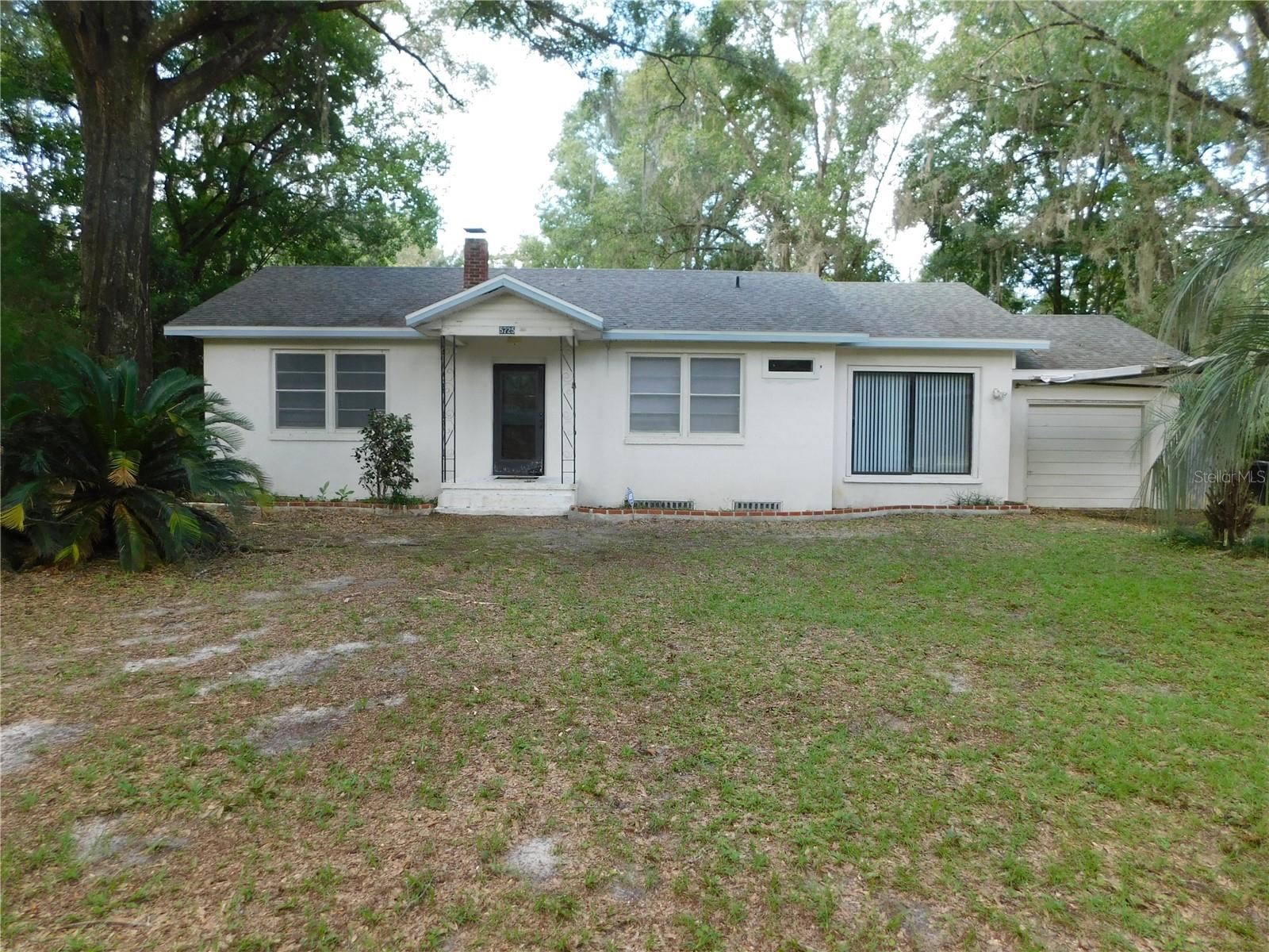 5725 University Avenue, FL
