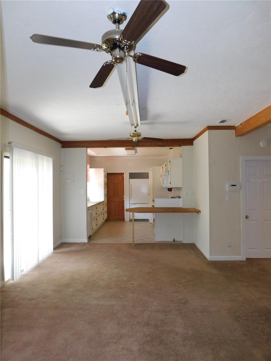 5725 University Avenue, FL