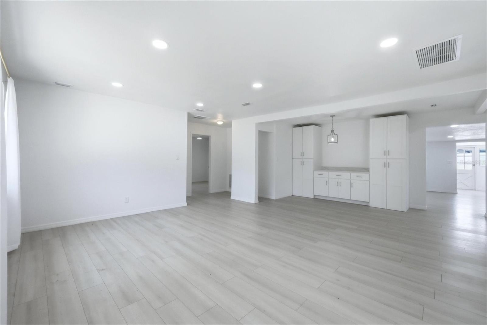 2901 Poplar Street, FL