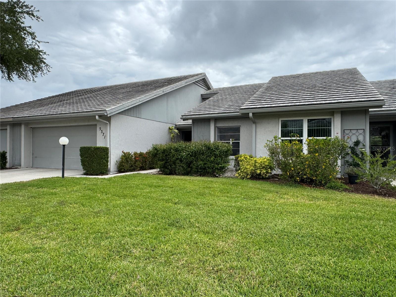 5371 Crestlake Boulevard, FL