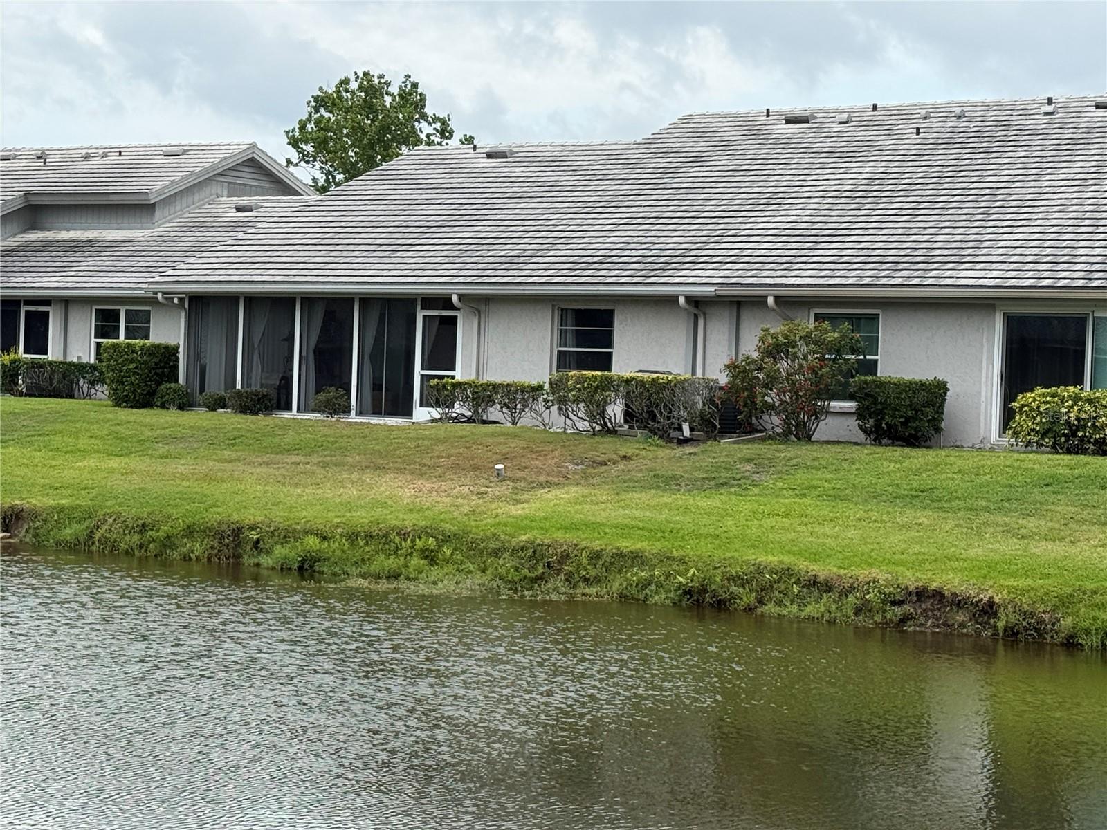5371 Crestlake Boulevard, FL