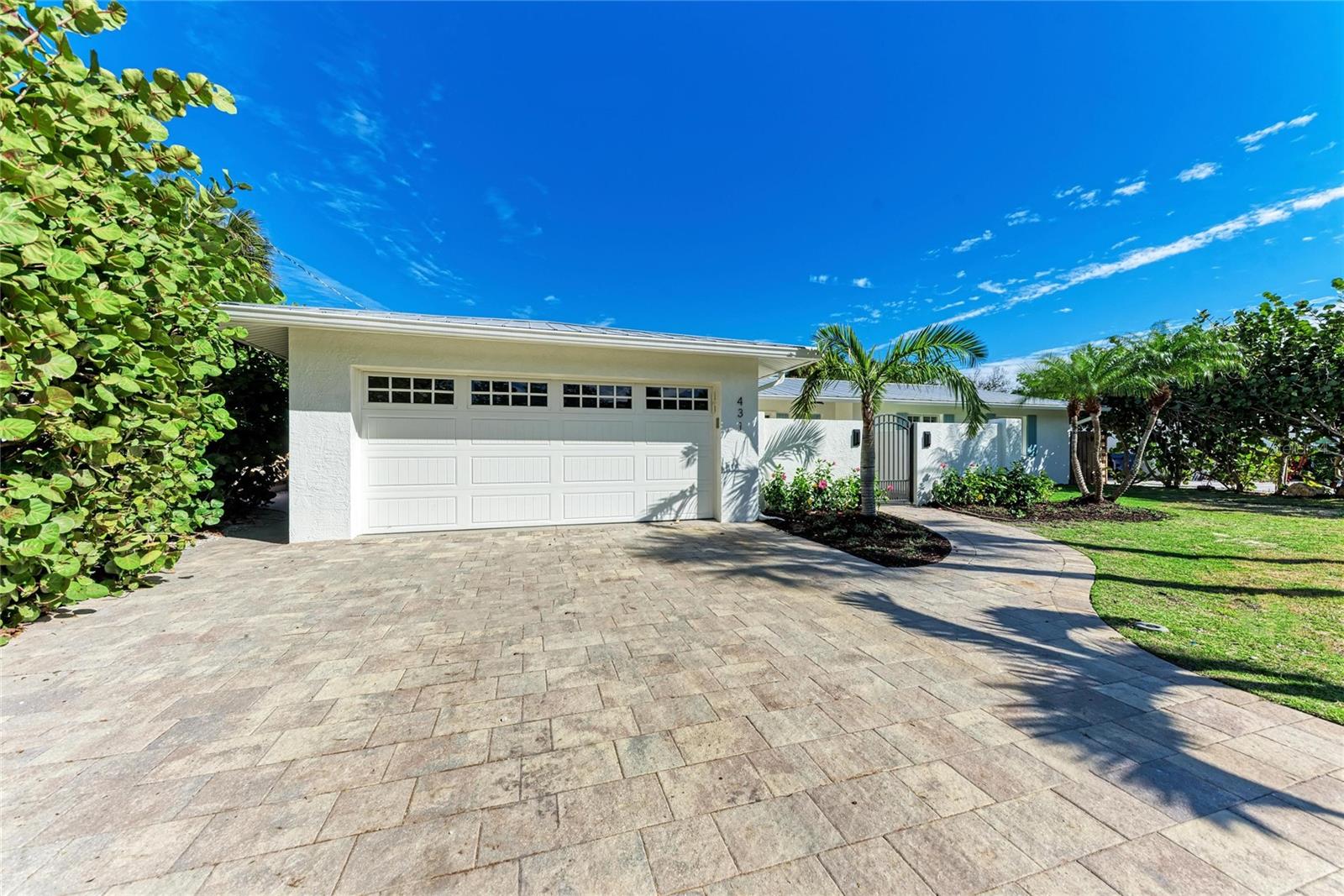 431 Island Circle, FL