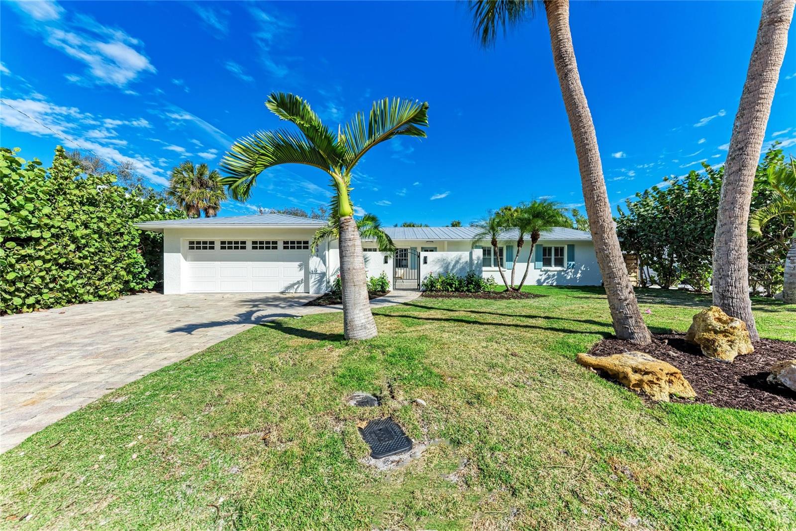 431 Island Circle, FL