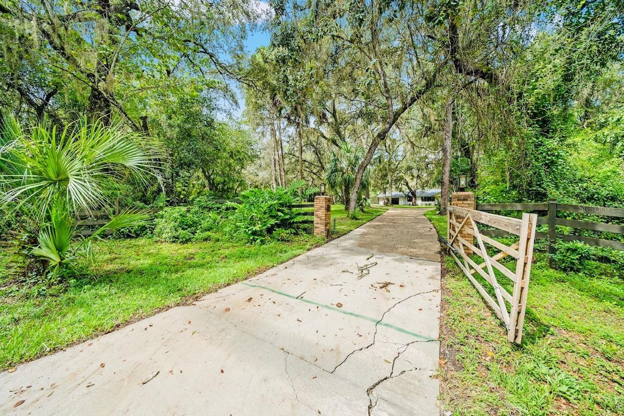 10245 Trails End Road, FL