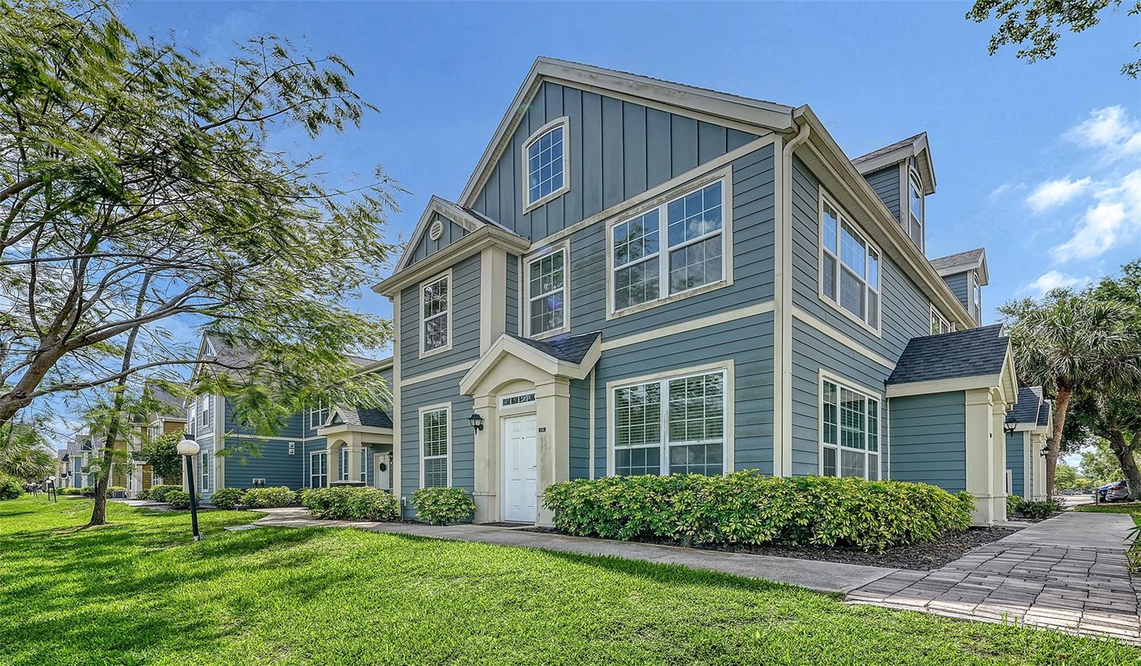 5501 Rosehill Road, FL