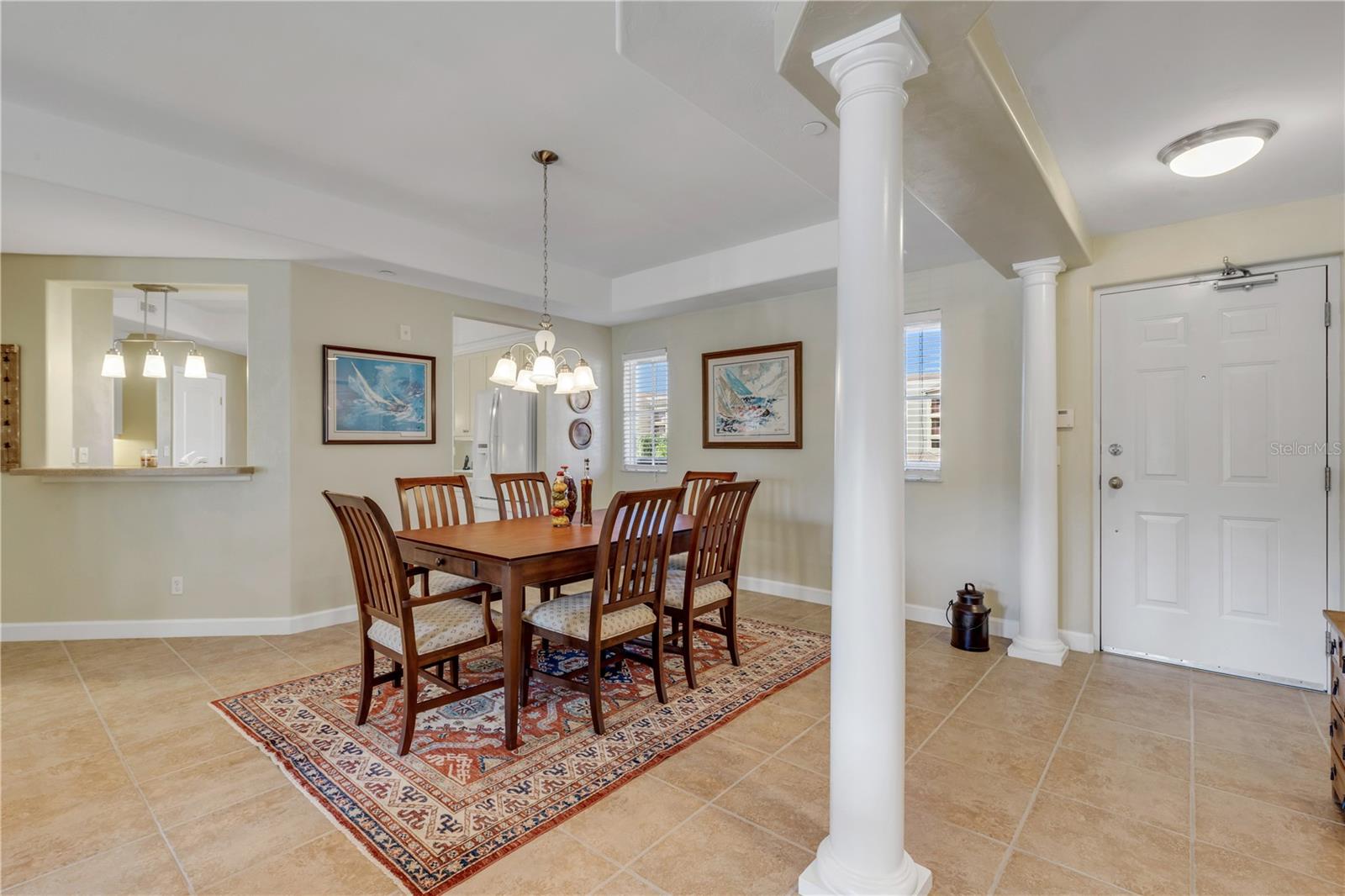 424 Luna Bella Lane, FL