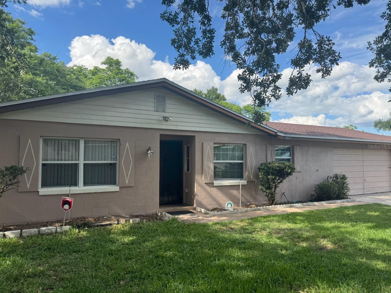 6821 Derrick Drive, FL