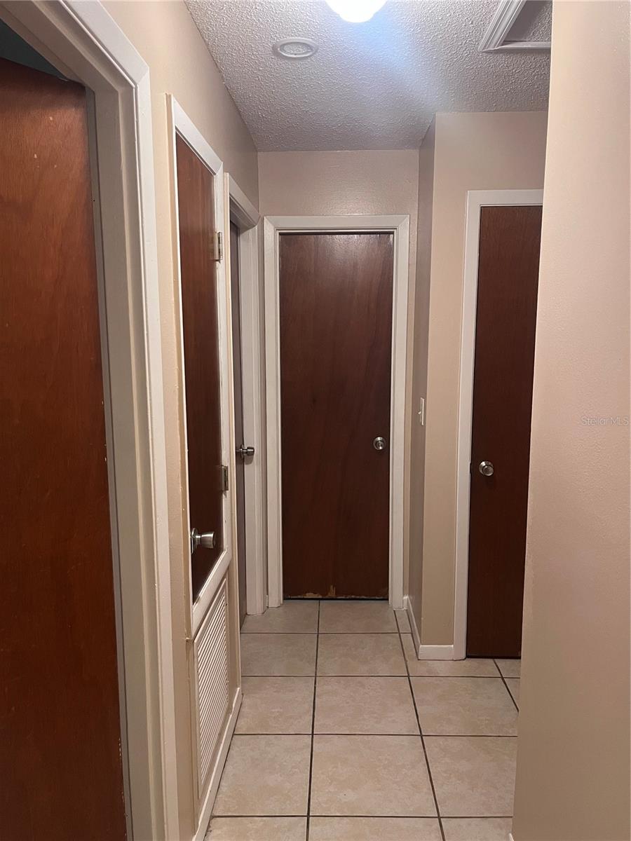 6821 Derrick Drive, FL