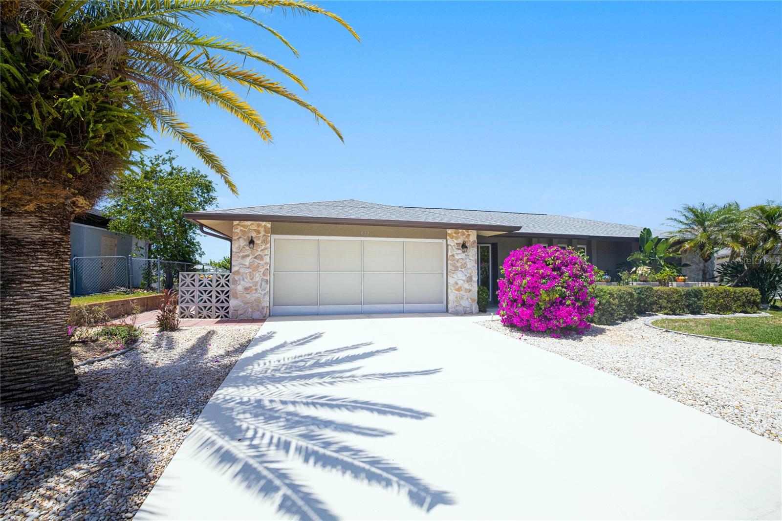 322 Tarpon Boulevard, FL
