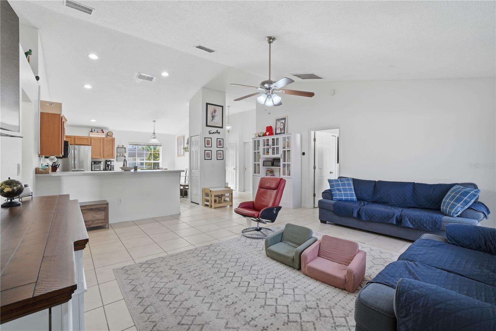 2922 Fairweather Way, FL