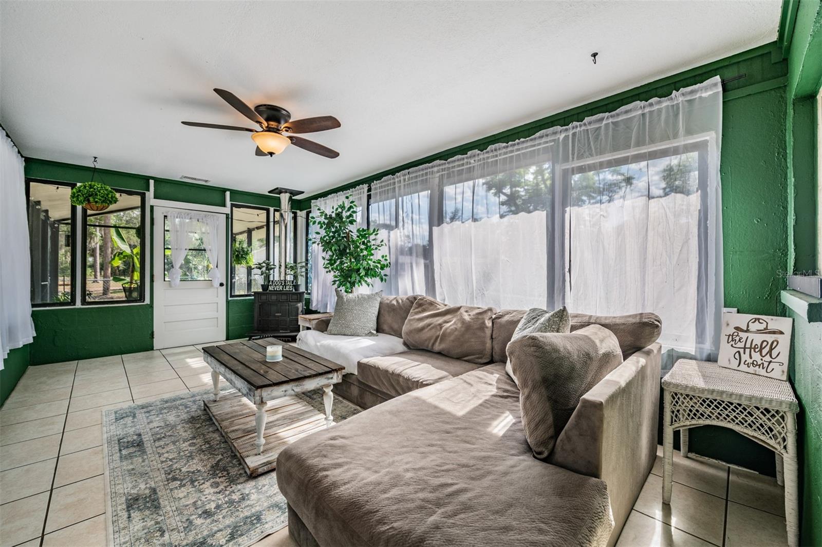 39048 Blue Jay Avenue, FL