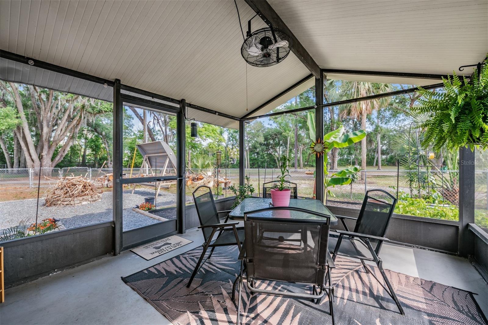 39048 Blue Jay Avenue, FL