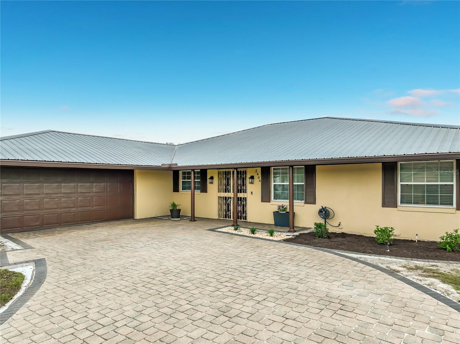 2404 Lauderdale Court, FL