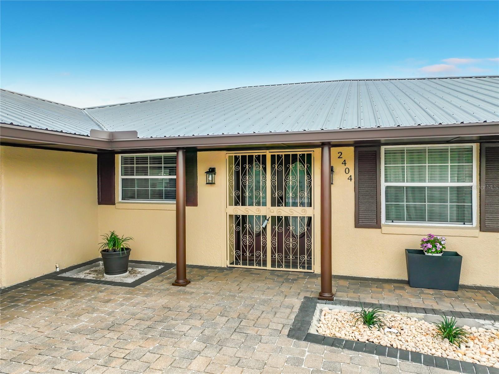 2404 Lauderdale Court, FL