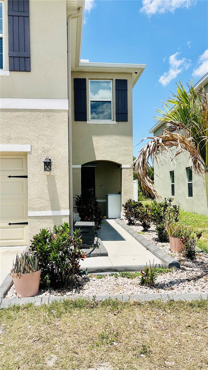11152 Leland Groves Drive, FL