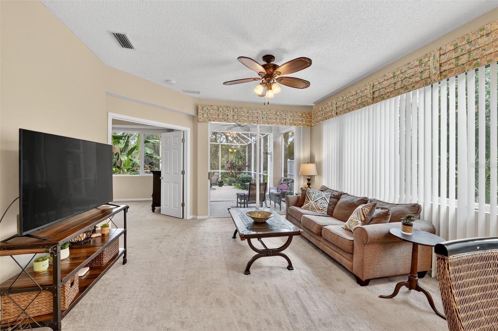 8512 54th Avenue Circle, FL