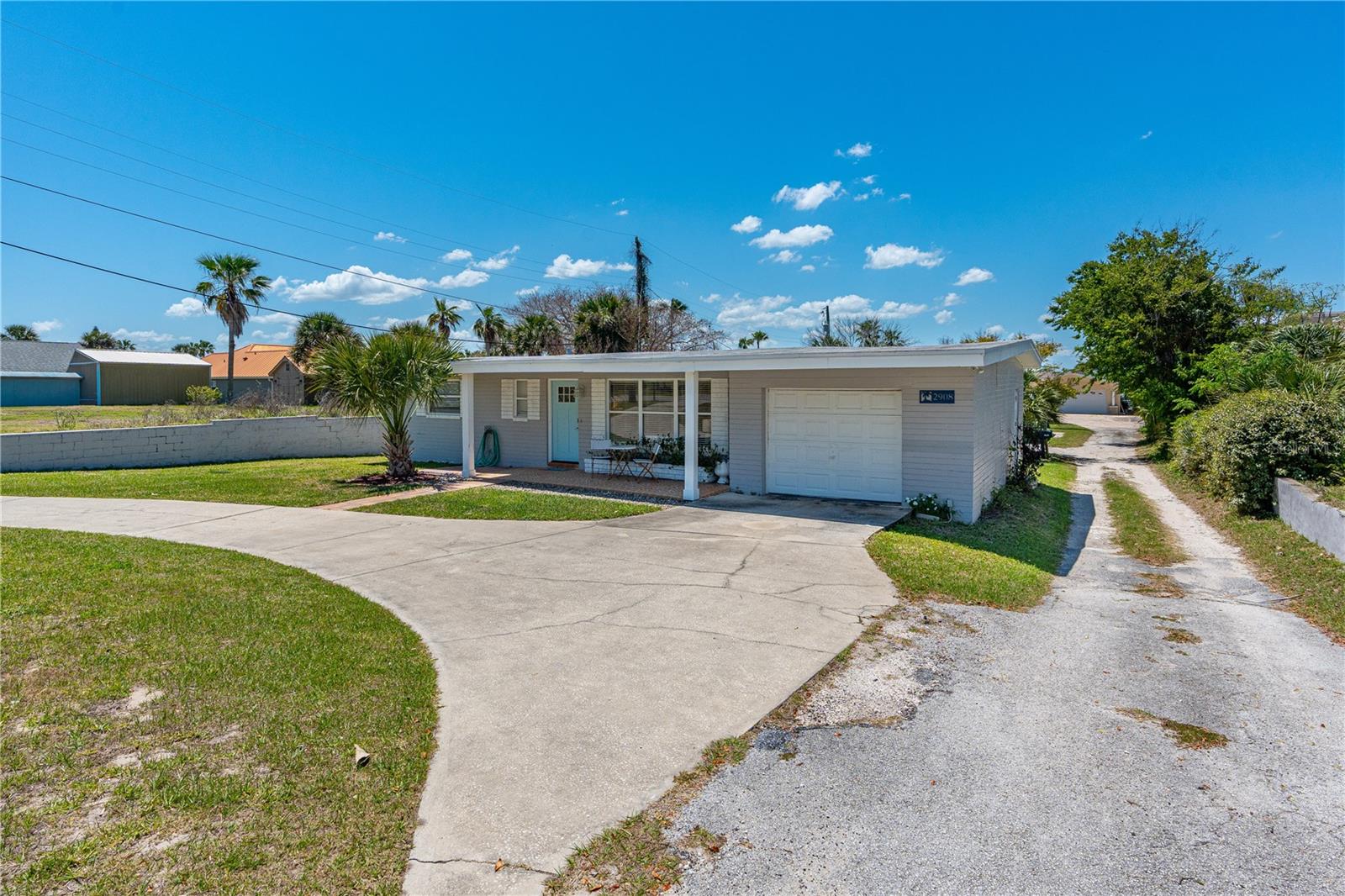 2908 Peninsula Drive, FL